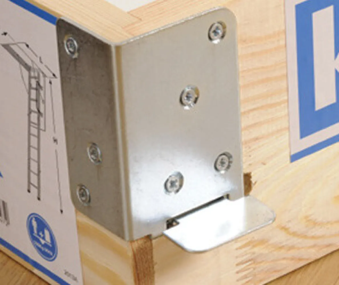 Keylite brandwerende zoldertrap