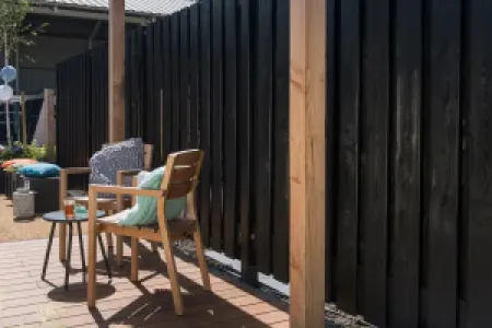 Roermond-scherm Zwart gespoten