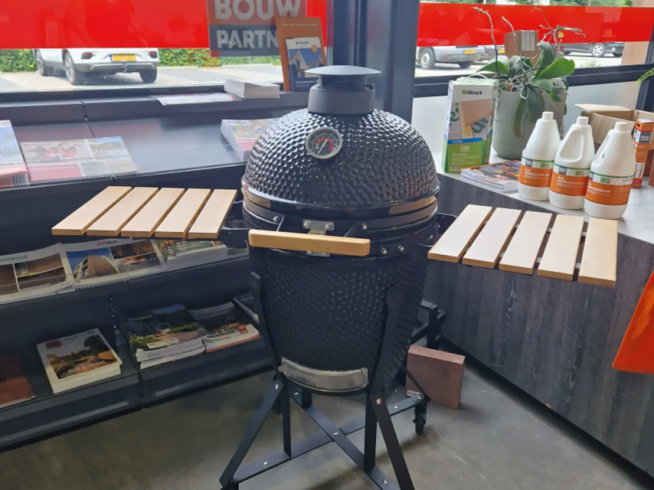 Kamado BBQ 20 inch ceramic black incl. Heat deflector